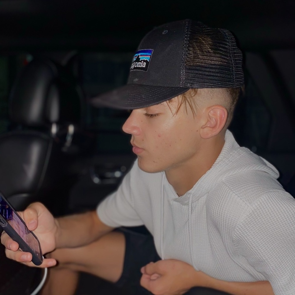 Meet your Posher, Matt